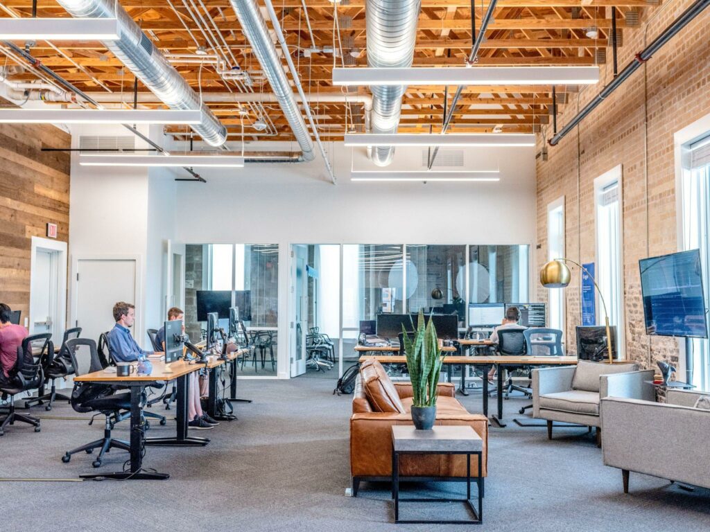 136. Remote and Hybrid Work Policies 8 Tips to Increase Employee Efficiency-4